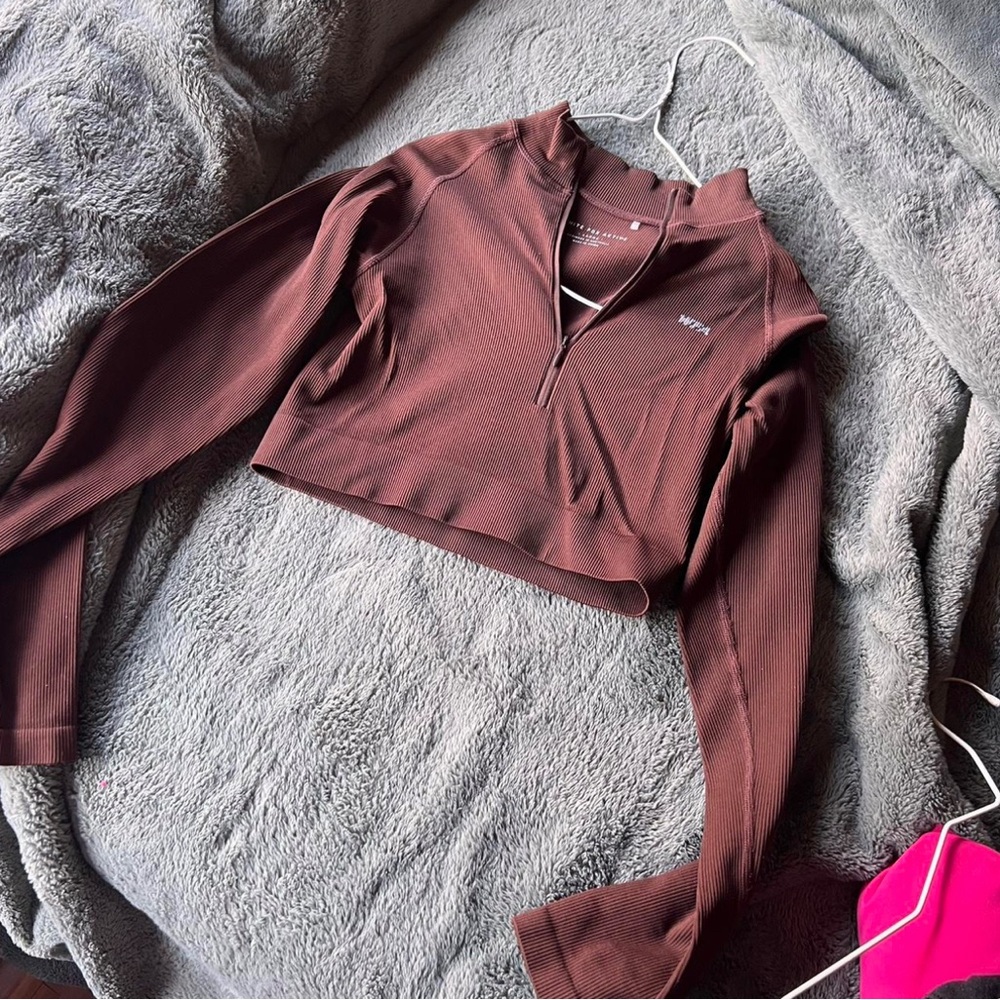 White fox active long sleep quarter zip